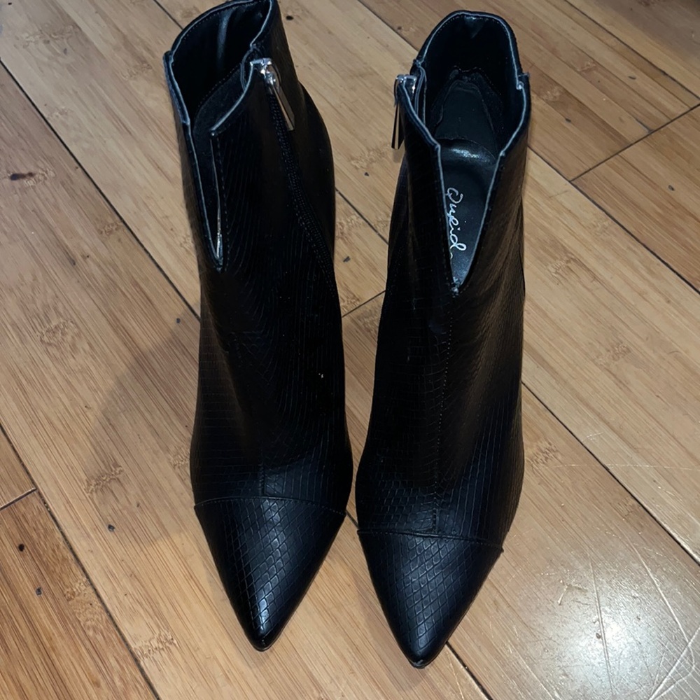 Black Qupid Signal Snake Skin Block Heel Bootie